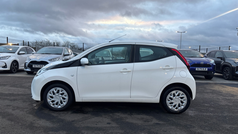 Toyota Aygo 1.0 VVT-i X-Play TSS 5dr Petrol Hatchback